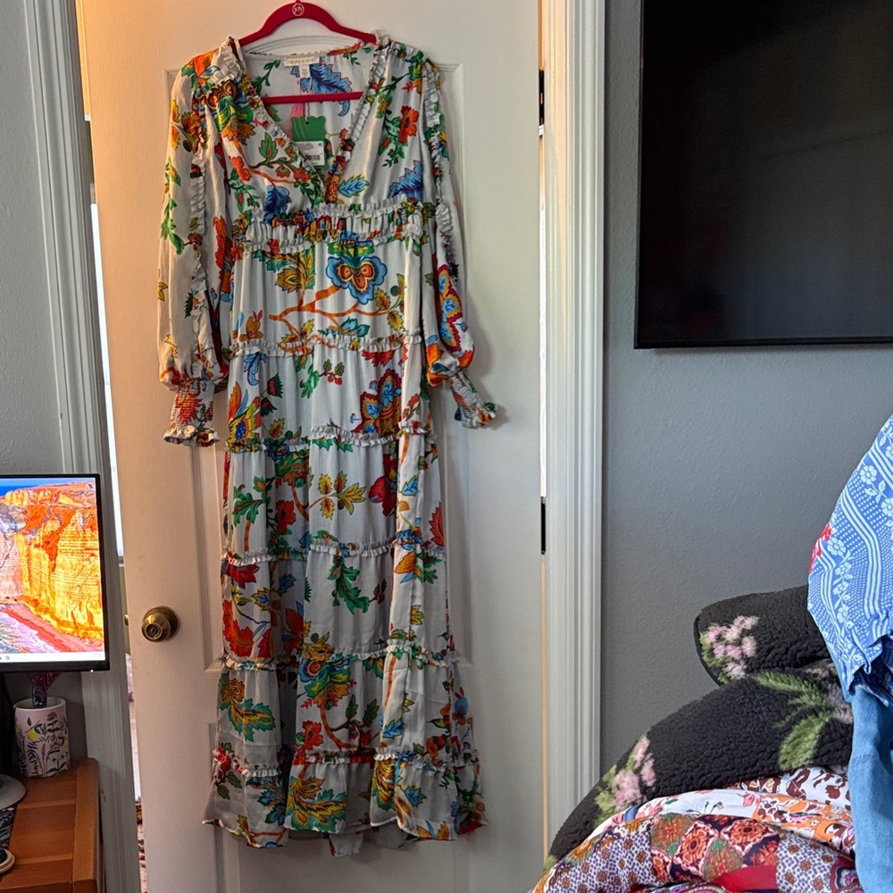 NWT Chelsea & Violet Floral Maxi Dress with Ruffle Details. Size XS. Side zip